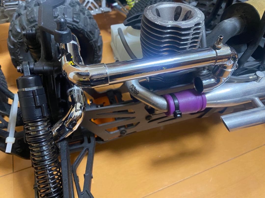 HPI サベージ　バーンバーナー製デュアルマフラー