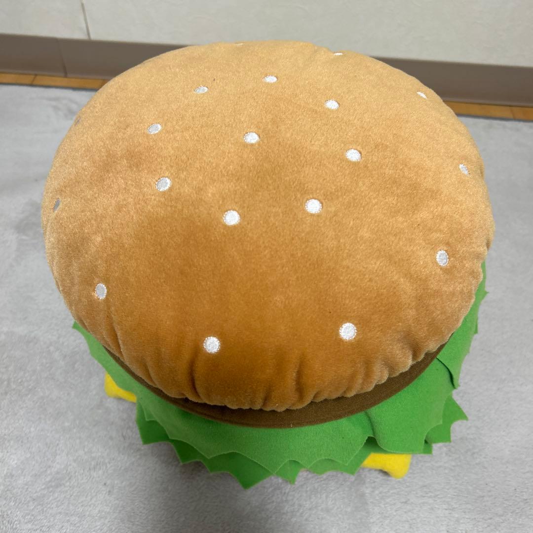 マクドナルドハンバーガー型クッション非売品 - メルカリ