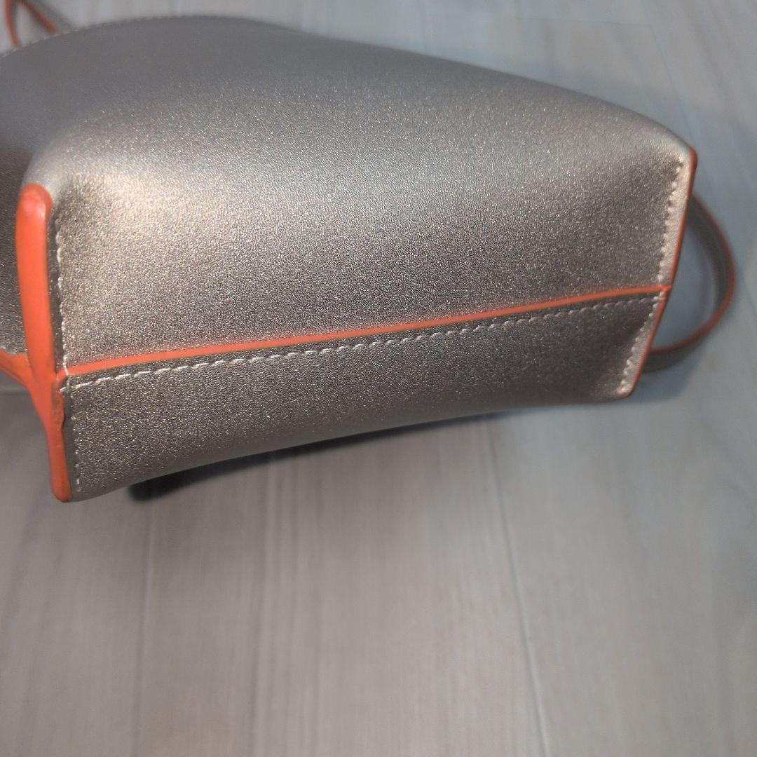 美品　SILNA minacolo　ショルダー マルチケース ゴールド×オレンジ