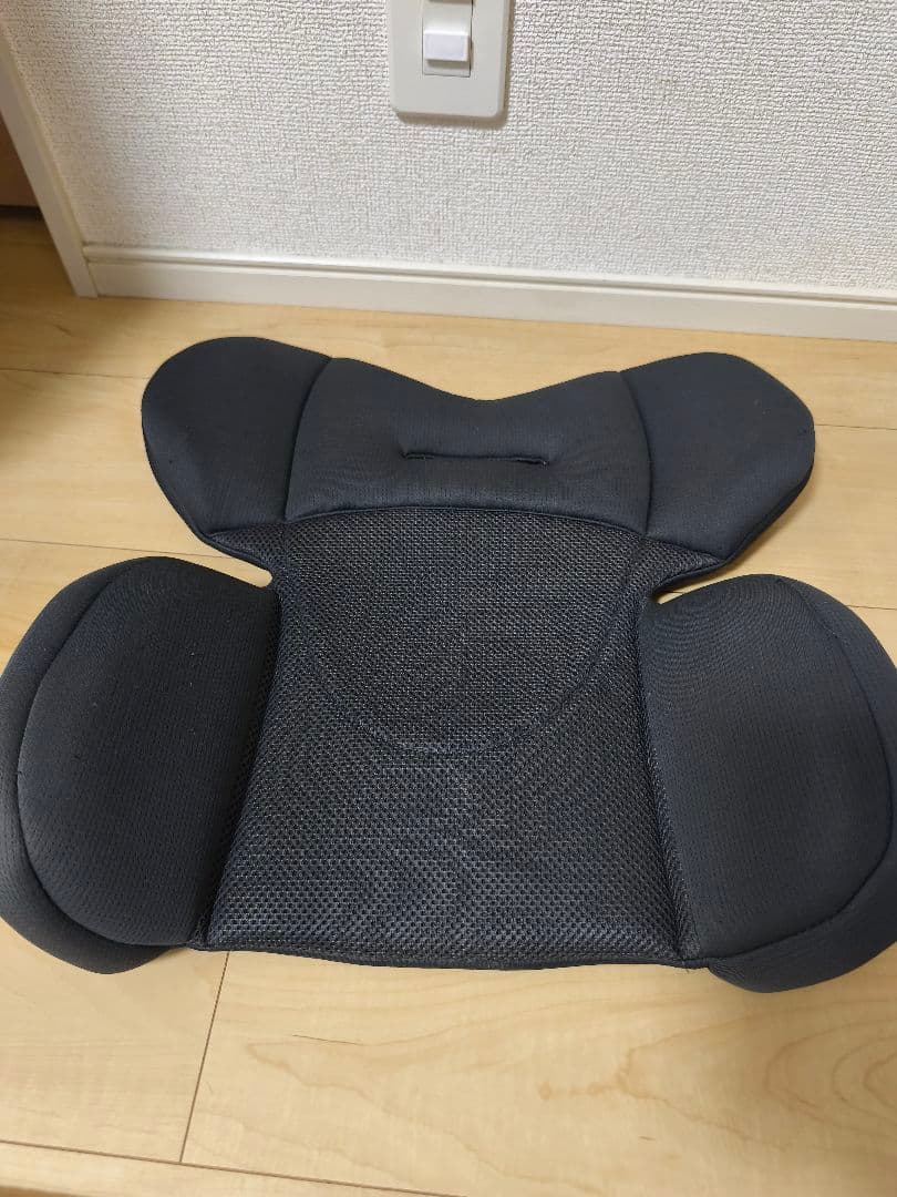 美品 Joieチャイルドシートアーク360°