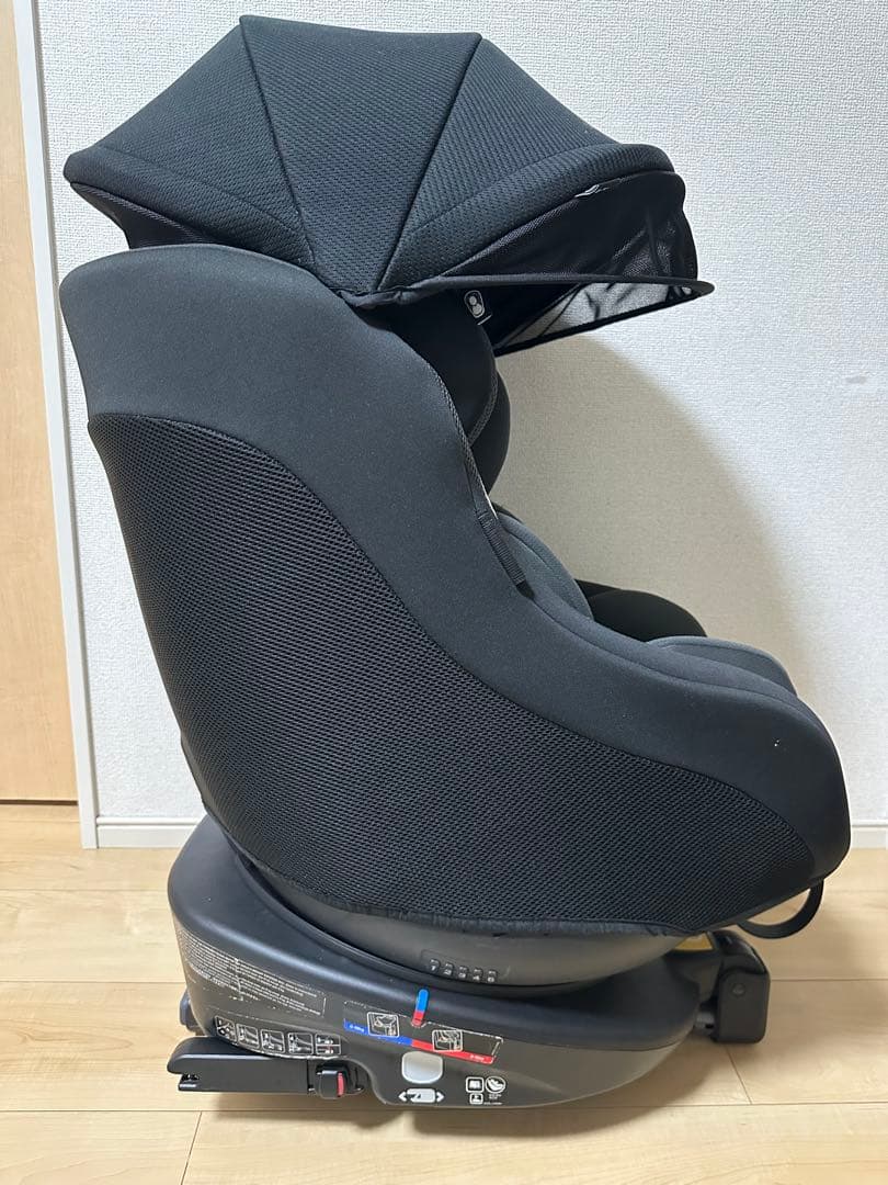 美品 Joieチャイルドシートアーク360°