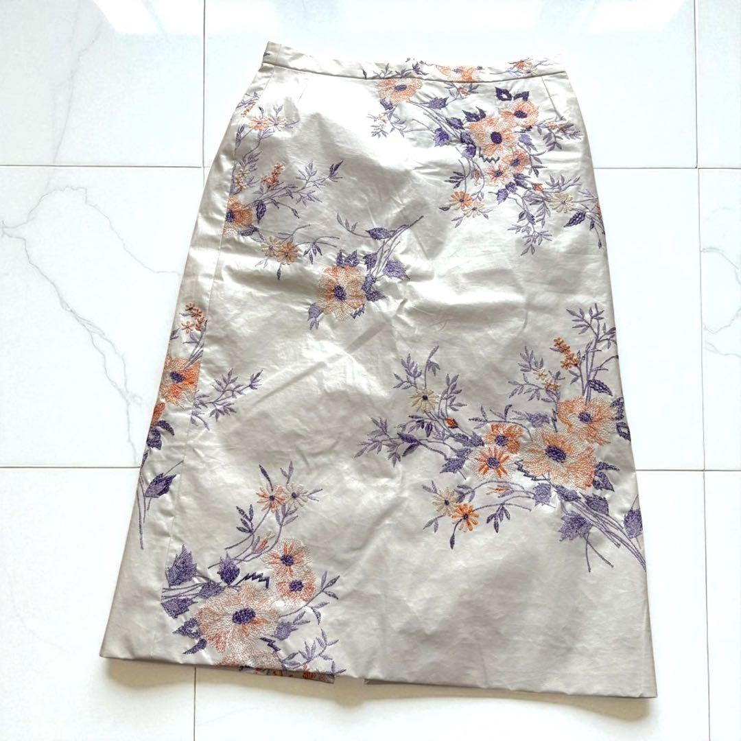 【希少 入手困難】ドリスヴァンノッテン 花柄刺繍 スカート