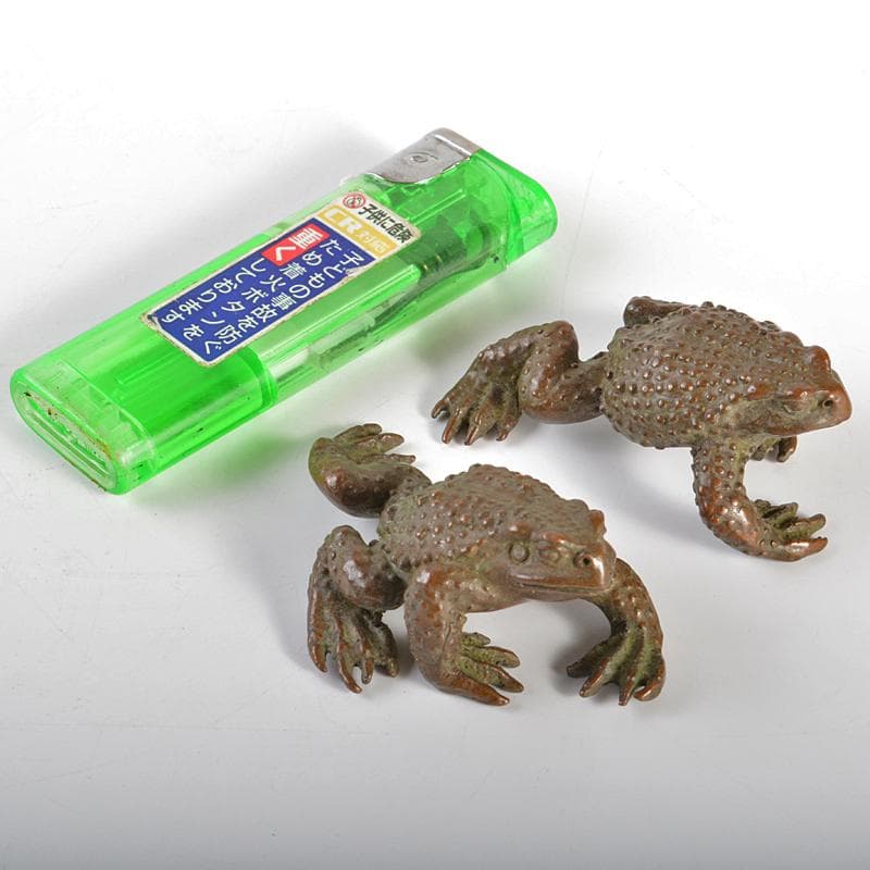 中国　古銅　蛙　紙鎮　置物　一對　C　R6733E
