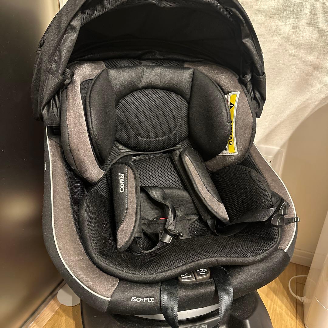 コンビ回転式チャイルドシート ブラック