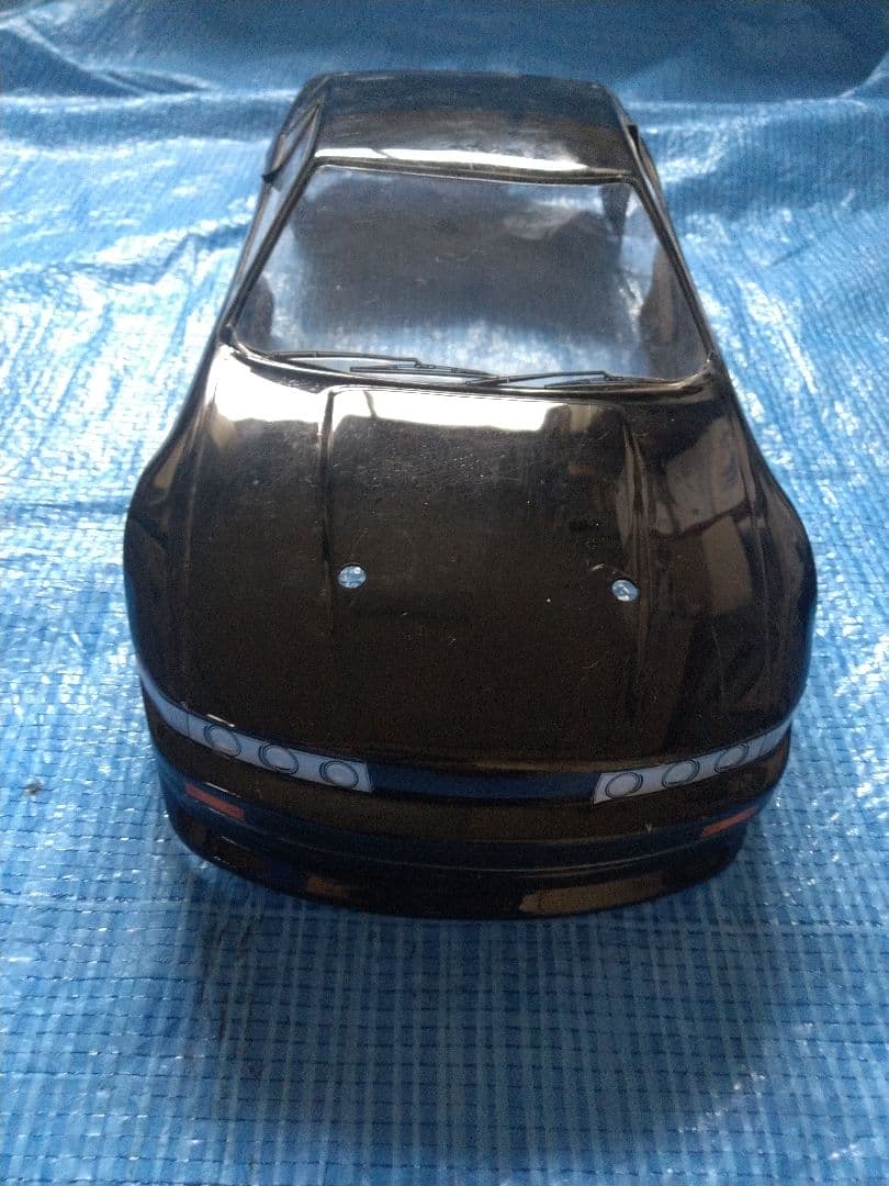 S13　シルビア　ボディのみ　1/10RC　電動ラジコン　穴あり　中古品