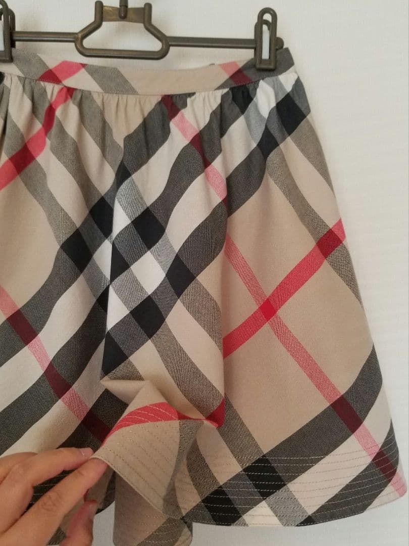 バーバリーロンドンキッズスカート ベージュ メガチェック フレア美品