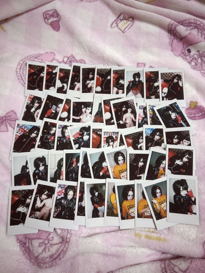 ① 鐘ト銃声 狂ヰ散流 チェキ 鐘ト銃声 狂ヰ散流 チェキ 20枚 - メルカリ