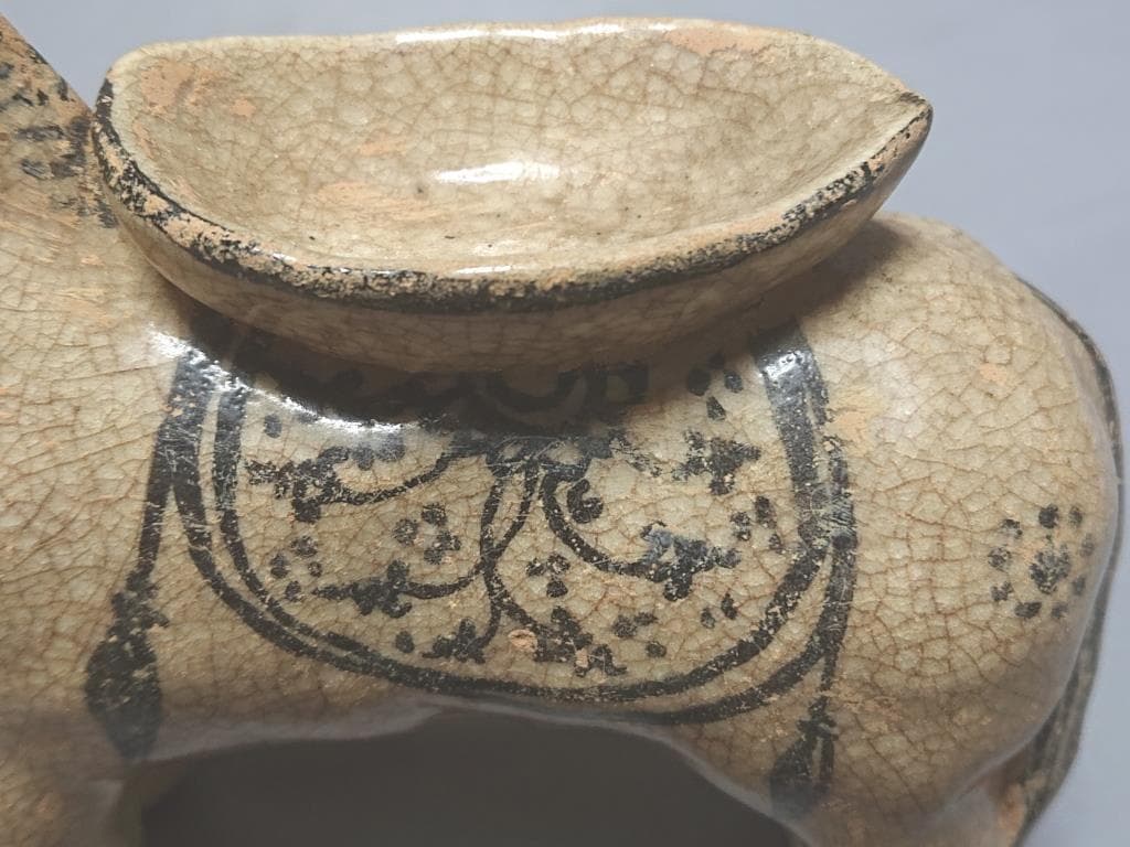 タイ カロン窯 鉄絵馬形灯火器造形物 15～16世紀 - winetouritalia.com