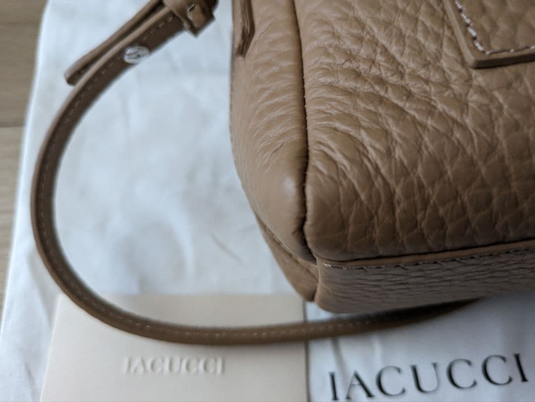 IACUCCI 　クーポラ　キャメル