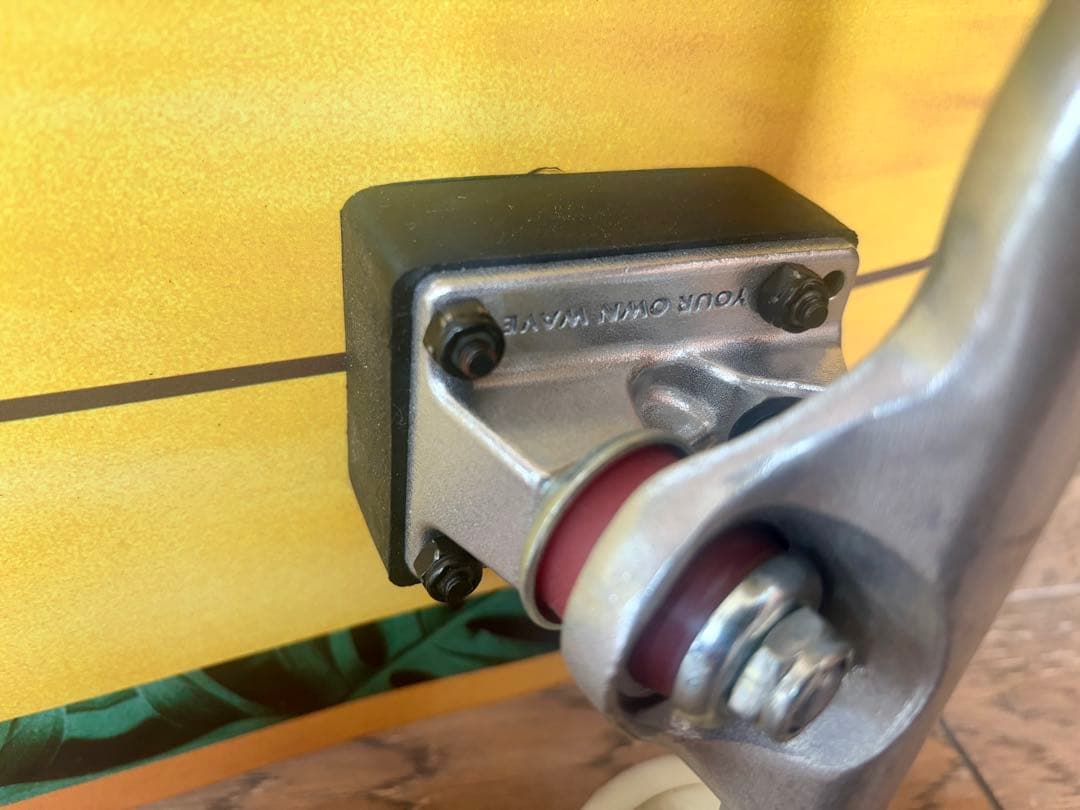 32inchヤウ サーフスケート YOW スケートボード LEKY PEAK