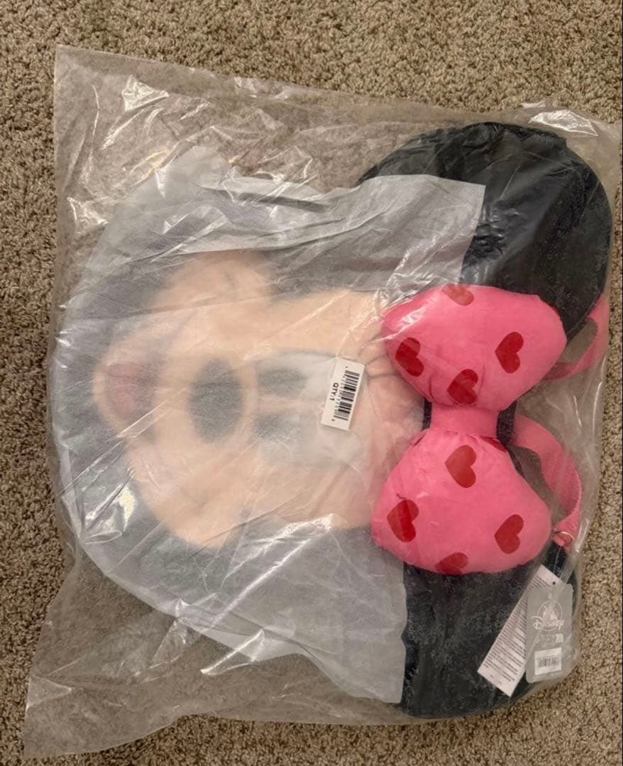 日本未発売】ミニーマウス ビッグフェイス トートバッグ バレンタイン