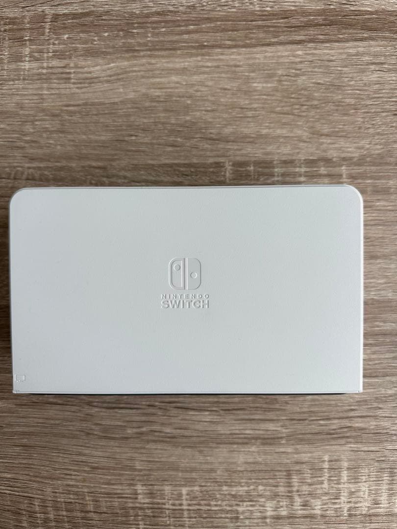 【美品】おまけ付き　Nintendo Switch　有機ELモデル　ホワイト