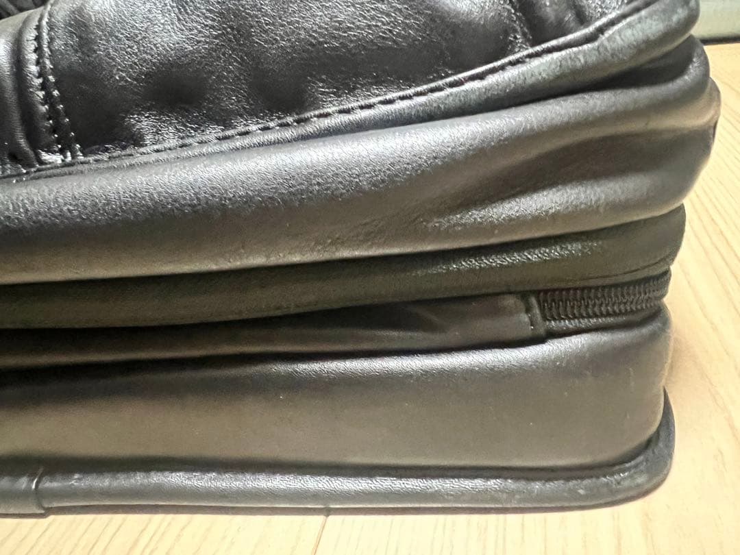 TUMI ブラック ビジネスバッグ レザー