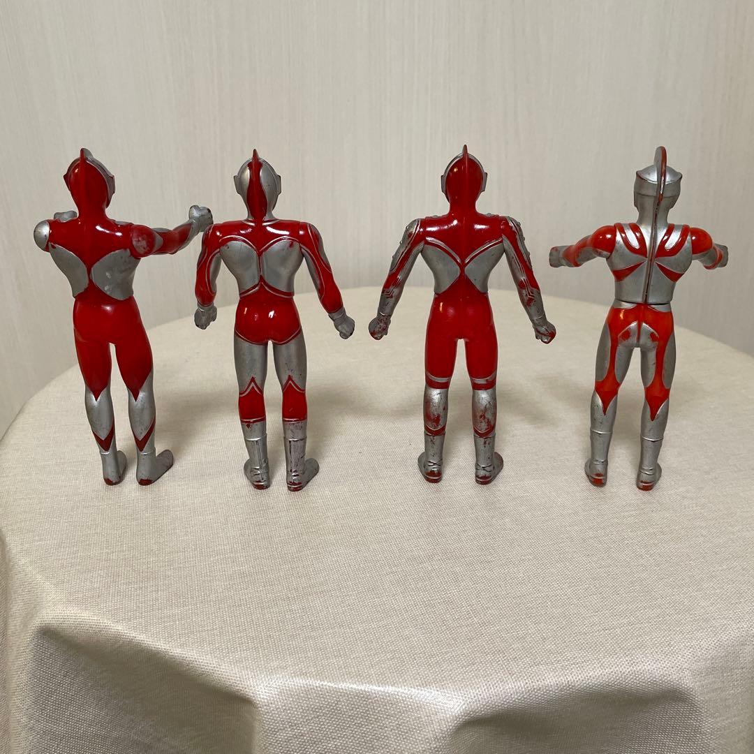 ウルトラマン　怪獣　フィギュア　18体セット （バラ売り不可）＋戦闘機