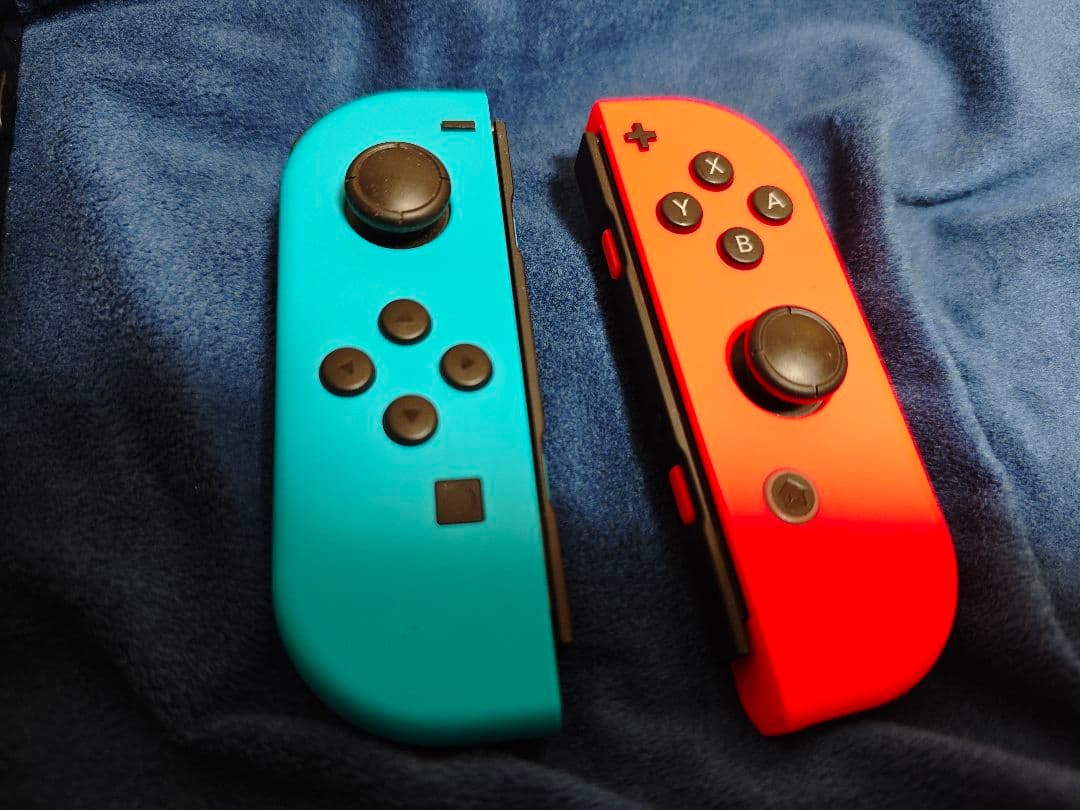 【美品】【完品】Nintendo Switch 本体(通常モデル)