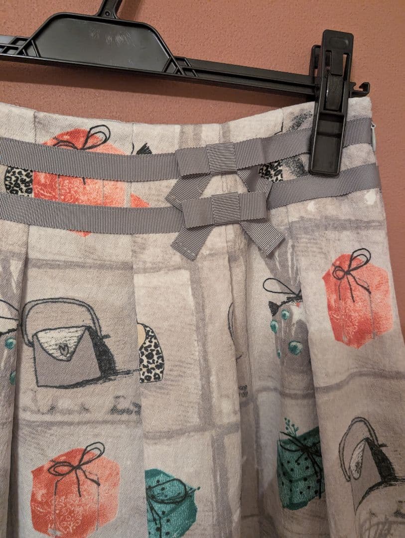 (未使用品タグ付き)エムズグレイシー40 　バッグプリントスカート