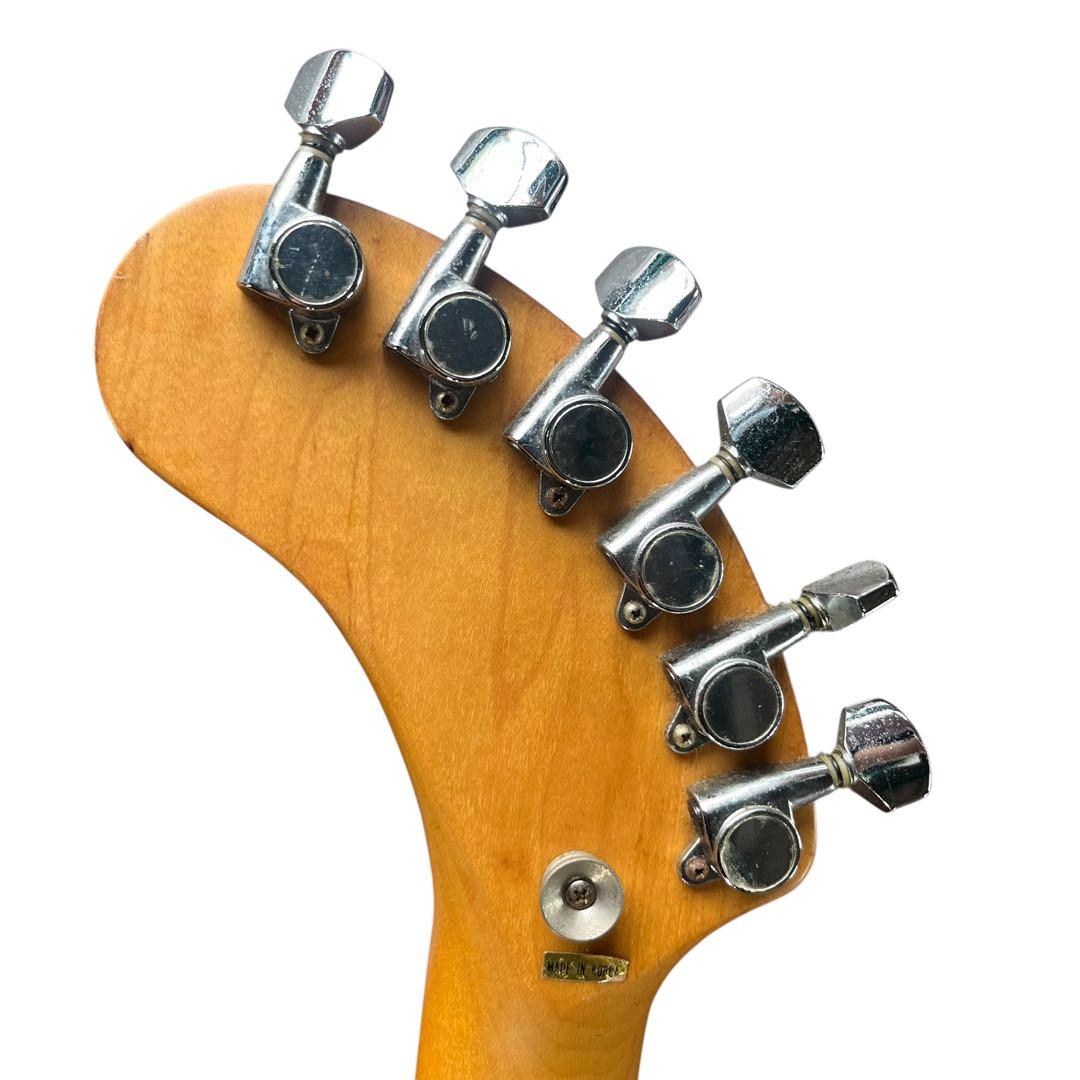 【メ1224-68】FERNANDES エレキギタースピーカー内蔵 レッド 現状