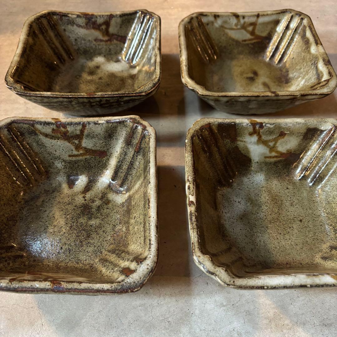 益子焼　人間国宝　浜田庄司　濱田庄司　地釉鐡絵黍紋向付4客 益子焼 人間国宝 浜田庄司 濱田庄司 地釉鐡絵黍紋向付