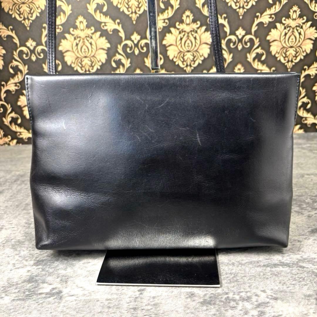 【美品】サルヴァトーレフェラガモ ヴァラリボン ミニショルダーバッグ レザー