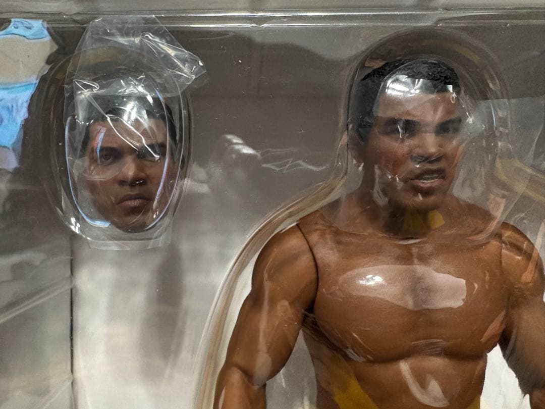 貴重品　モハメドアリ1/6 コレクティブルフィギュア
