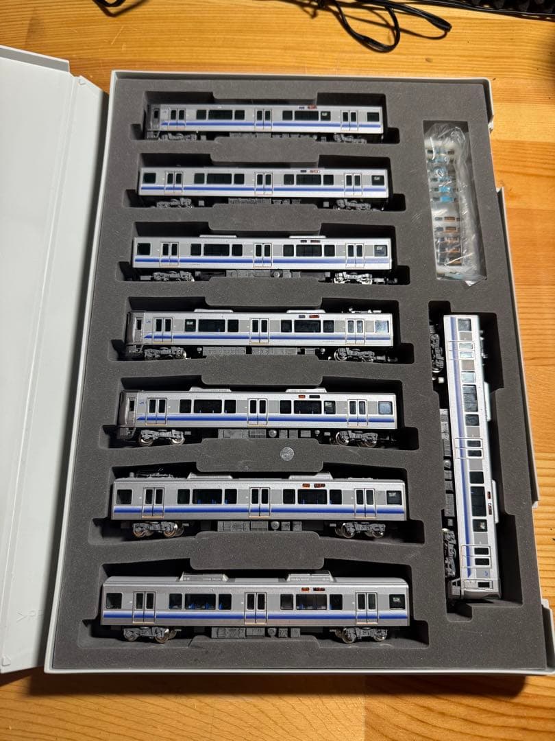JR 225系5000番台　基本+増結8両セット JR 225-5000系近郊電車増結セット｜製品情報｜製品検索｜鉄道模型