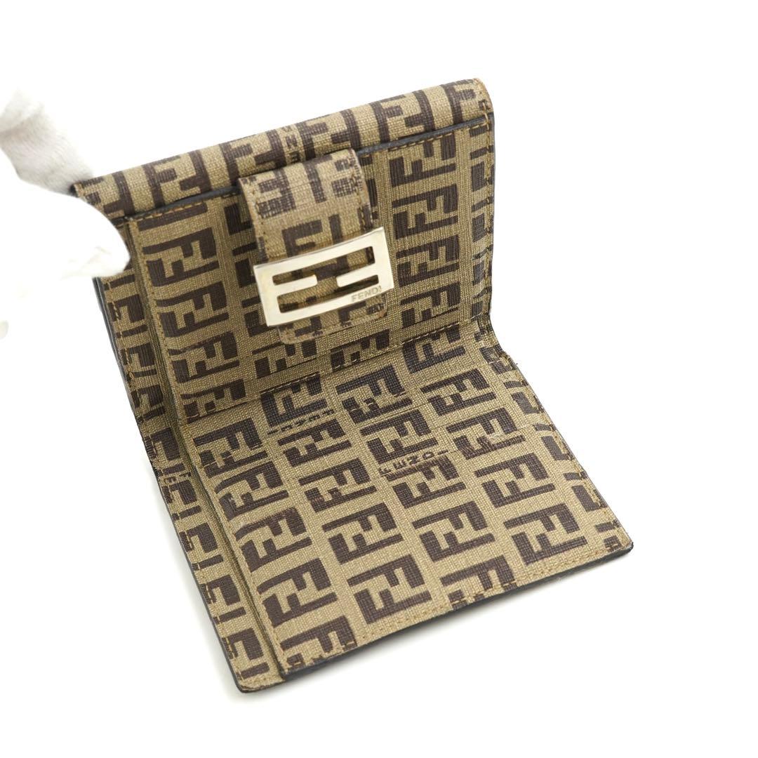 ✨未使用に近い✨　FENDI ミニ財布　ズッカ　FFロゴ 二つ折り　PVCレザー
