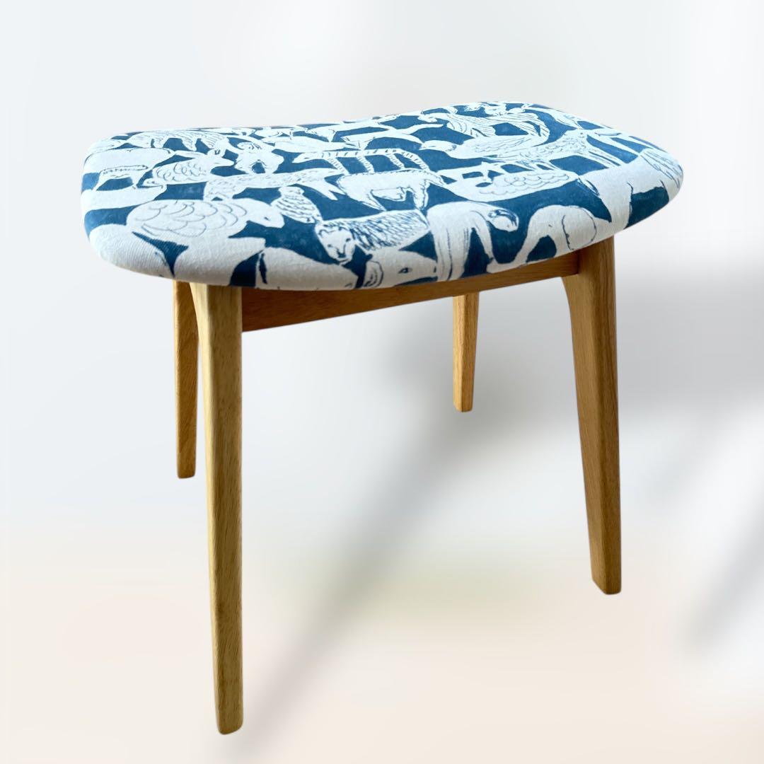 ミナペルホネン生地使用スツール　チェア　オットマン　インテリア雑貨　家具　未使用