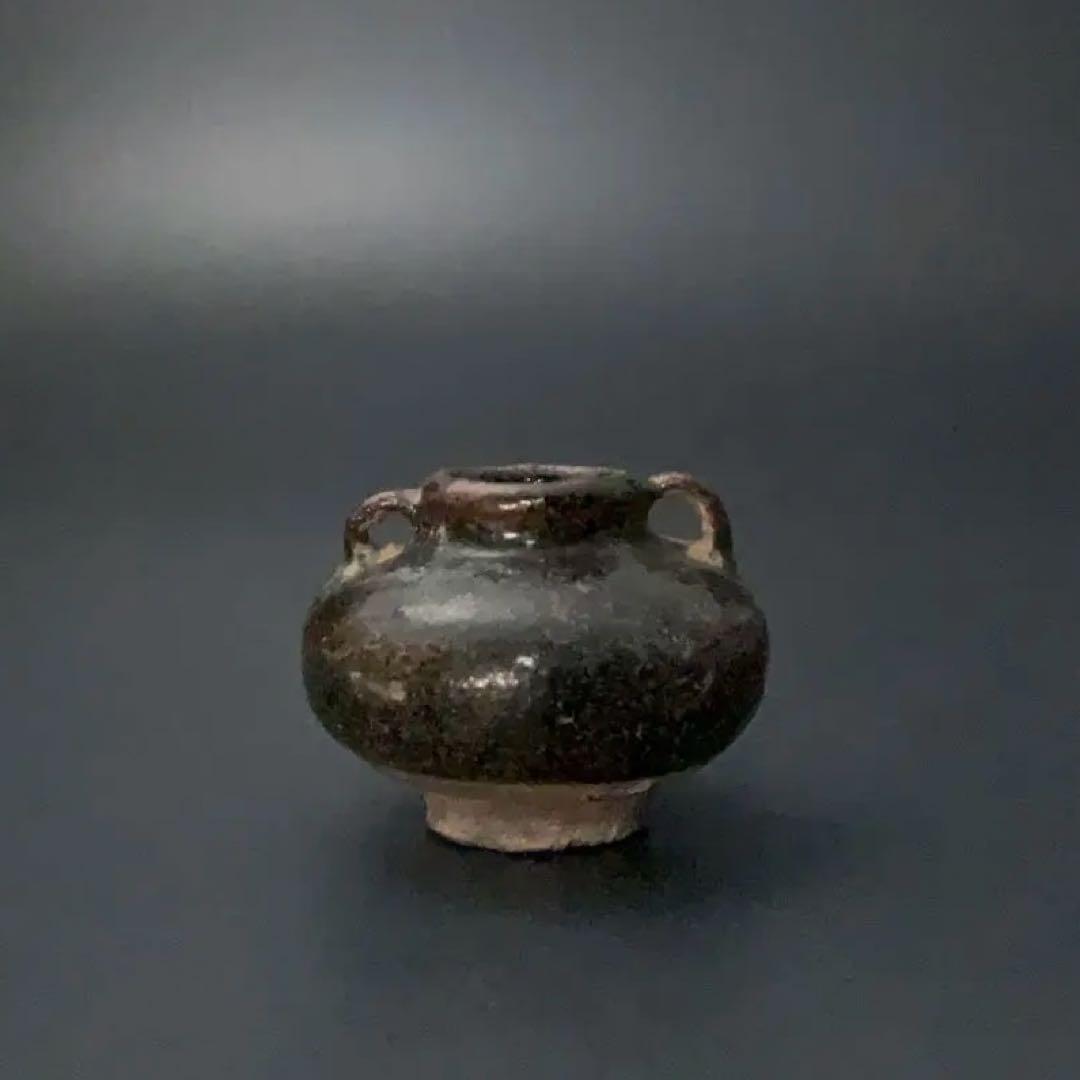 黒褐釉双耳小壺　骨董　アンティーク　高さ5cm 　花入　R1393ダM 黒褐釉双耳小壺 骨董 アンティーク 高さ5cm 花入 公式 R1393ダM