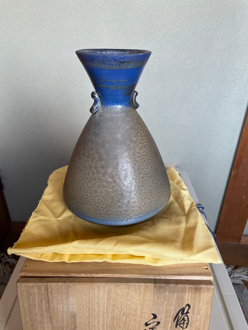 備前焼　藍彩の花入(松井興之作) 松井與之 作 「備前藍彩酒呑」 ～備前焼専門卸小売店 川口陶楽苑～