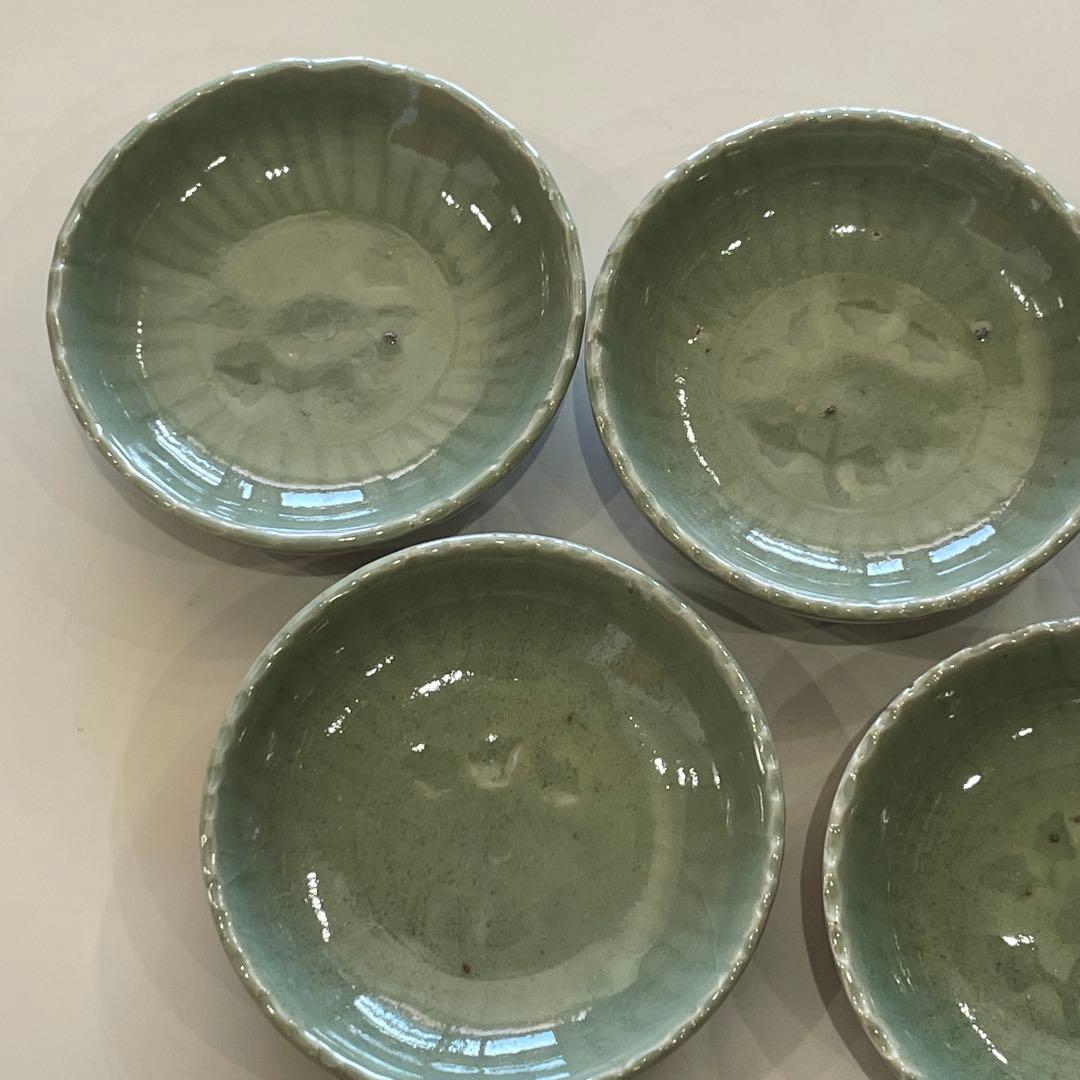 唐物 明時代 龍泉窯 青磁 陰刻 花文 小皿 5客 中国 古玩 印花