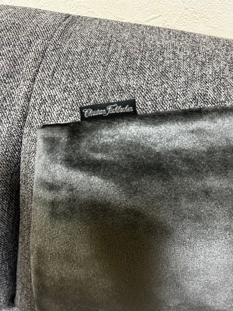 未使用　フィスバ　ベルベット　クッションカバー　チャコールグレー45×45