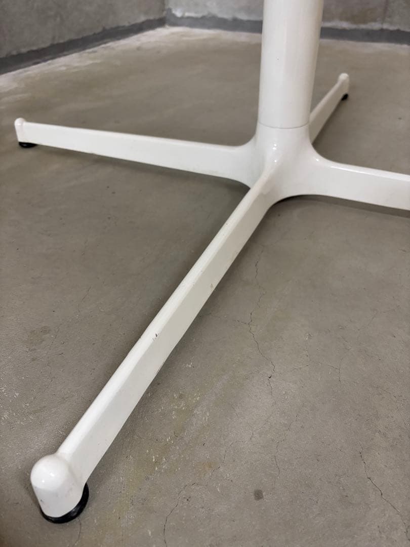 値下げしました！ACME furniture ラウンドテーブル