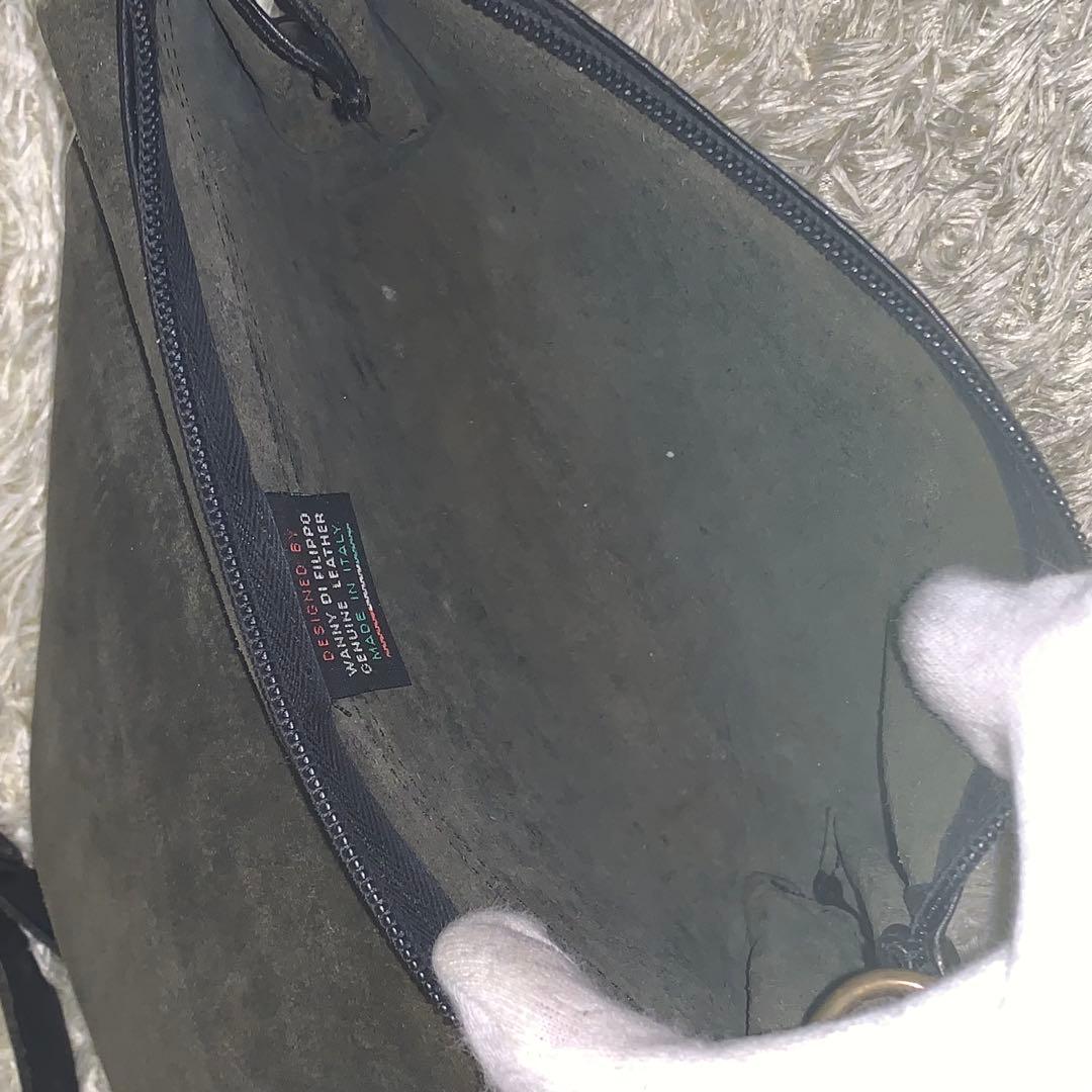 イルビゾンテ ショルダーバッグ フラップ レザー ロゴ型押し ブラック