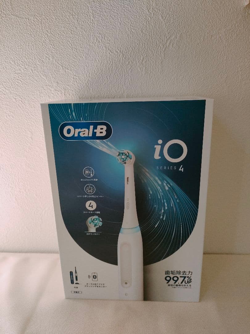 ブラウン オーラルB IO4 クリアホワイ 電動歯ブラシ 本体+替ブラシ4本