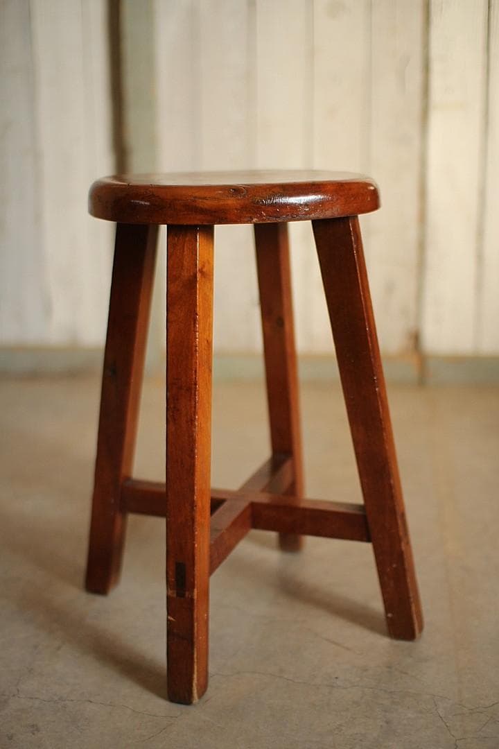 古い木製の丸椅子　スツール　チェア　古道具　古家具