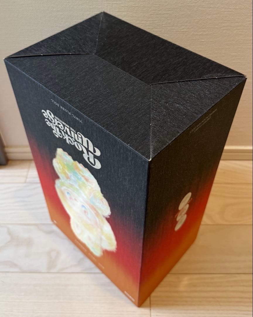 【正規品】LABUBU ROCK THE UNIVERSE ラブブ　ぬいぐるみ