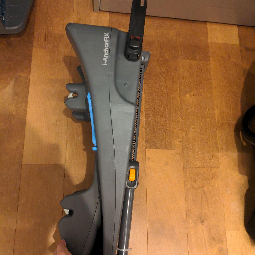 【美品フルセット】Joieチャイルドシート&ISOFIXベース&新生児パッド