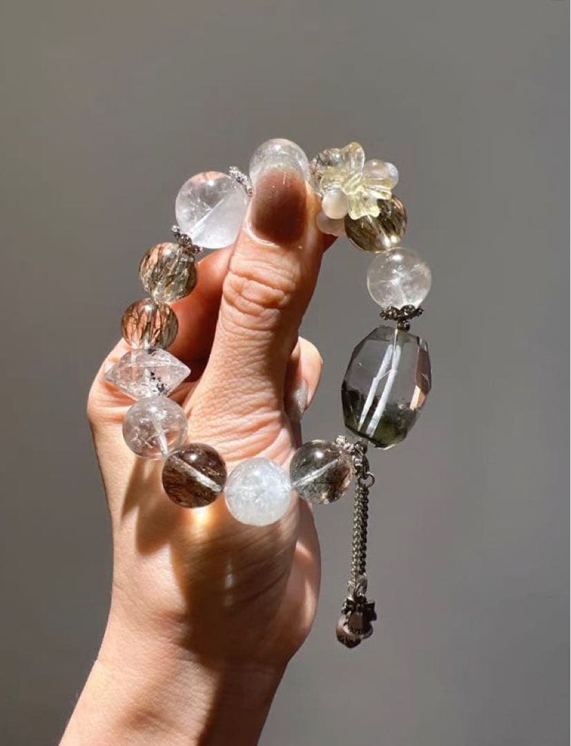 クリスタル ブレスレット