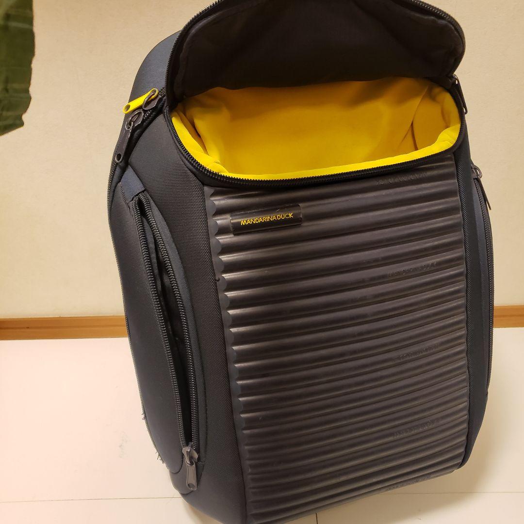 イタリア発 マンダリナダック キャリーバッグ&リュックサックの3WAYバッグ