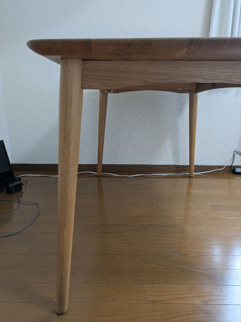 大塚家具　ダイニングテーブル　シネマ