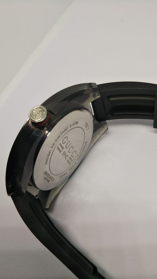 【電池交換済み】GUCCI ラバーベルト 時計 ブラック