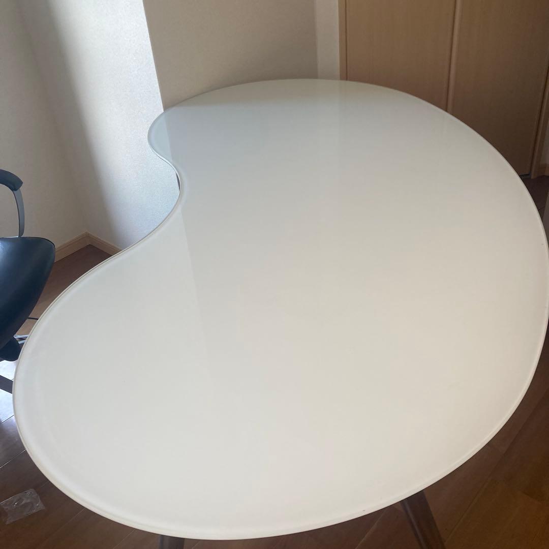 明日まで ホワイト オーバル型ダイニングテーブル