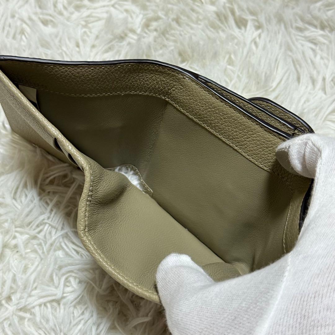 ⭐️新品未使用⭐️　Chloe　Alphbet　アルファベット　三つ折り財布