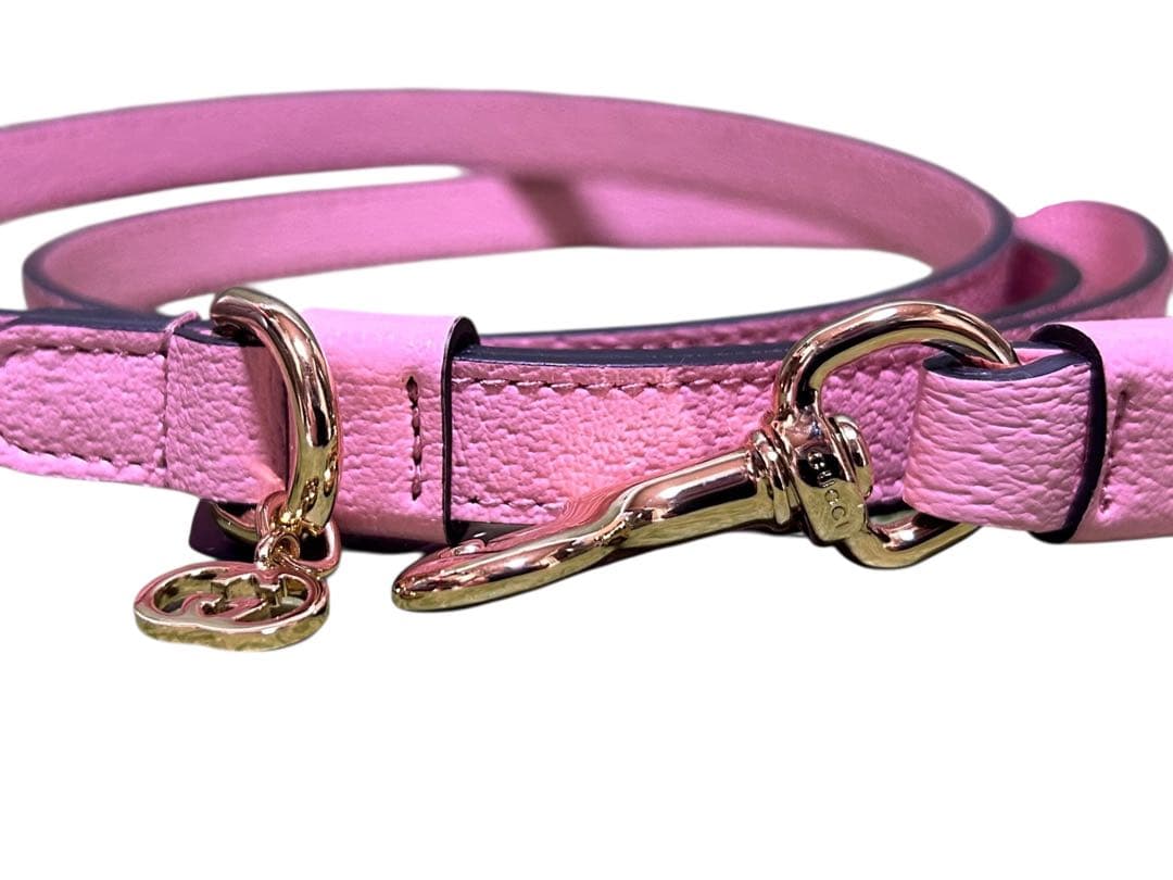 新品 GUCCI ペット用 レザー GGチャーム付きリード 愛犬 お散歩 ピンク
