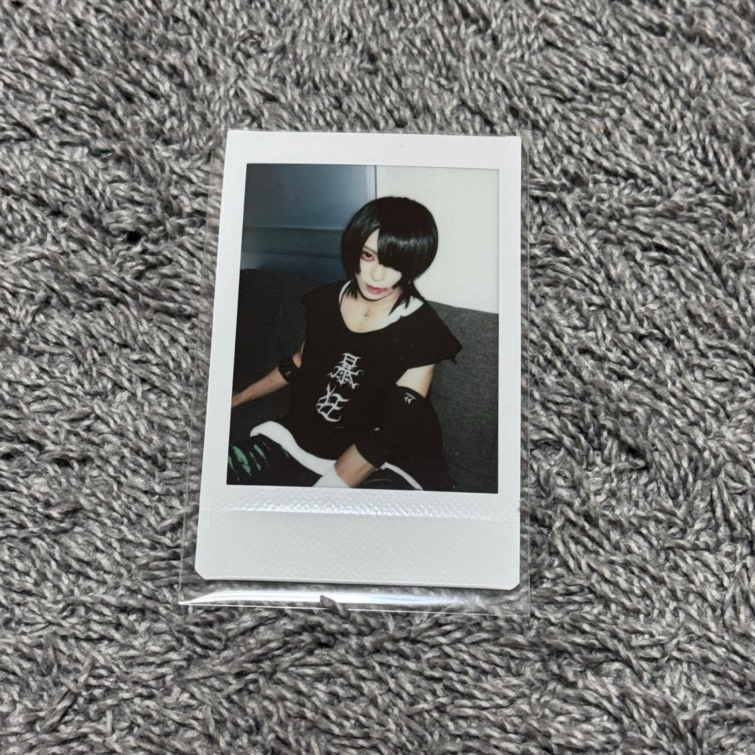 甘い暴力 咲 チェキ - メルカリ