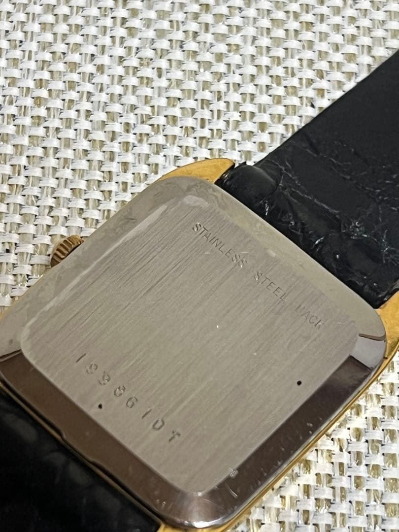 【希少】ロンジン クォーツ ゴールド ヴィンテージ 700 swiss 3678