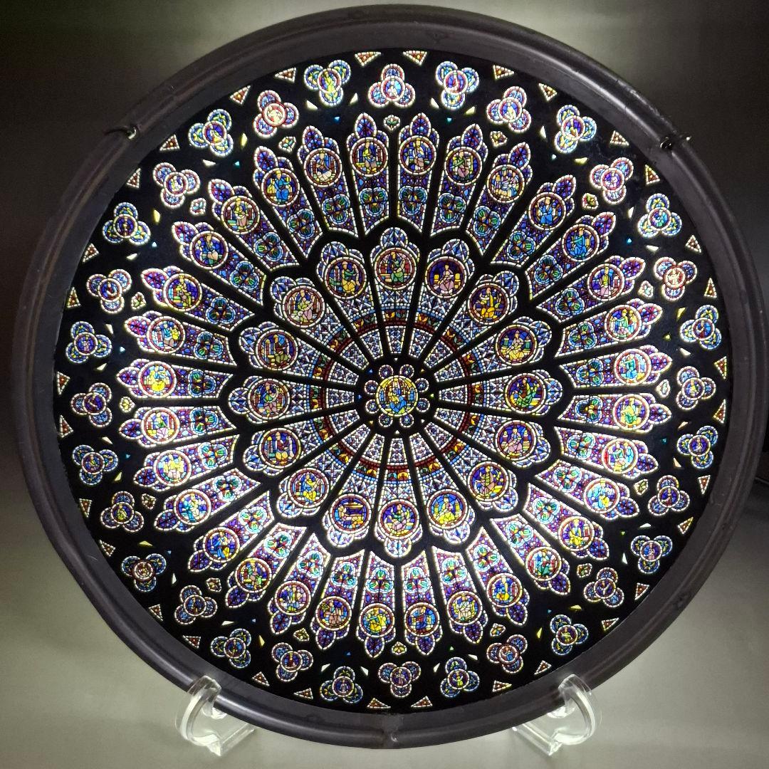 ノートルダム大聖堂 バラ窓 ローズウィンドウ ステンドグラス グラス