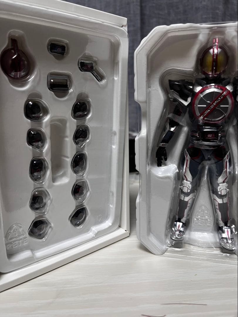 最終値下げ。真骨彫製法 仮面ライダーネクストファイズ&ネクストカイザ 2体セット