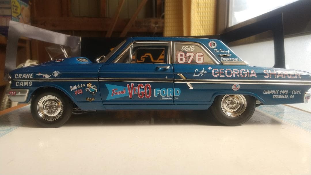 アクメ 1964 フォード サンダーボルト 1/18