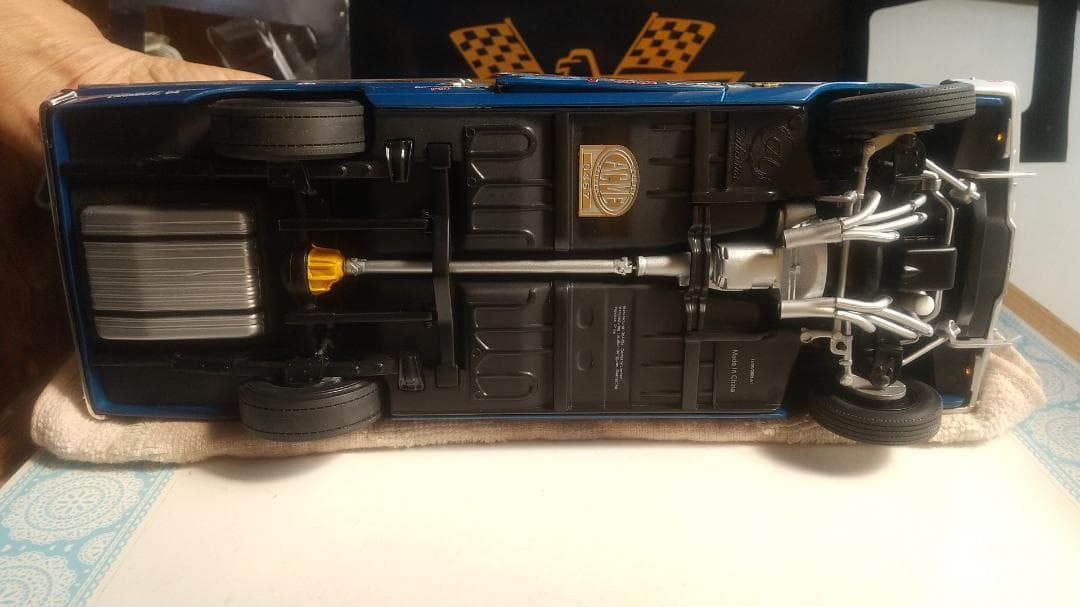 アクメ 1964 フォード サンダーボルト 1/18